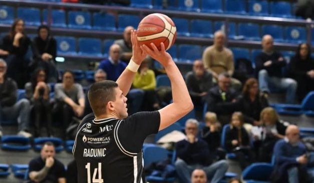 BM ON SERIE B/ Nel girone A Vigevano travolge Fidenza e l’Assigeco Piacenza sconfigge Vicenza. Nel B la JuveCaserta regola Faenza, Latina supera Piombino