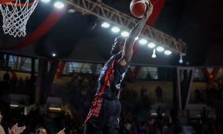 BM ON LBA / IL REGALO DI IROEGBU E MOORE, VARESE SURCLASSA TRIESTE 84-69 E PASSA UN NATALE SERENO – DI ANTONIO CATALANO