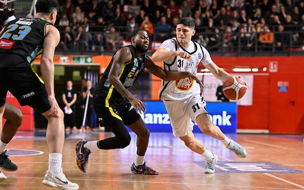 BM ON LBA/ Le Pagelle: Mirza Alibegovic firma il successo di Udine, decisivi anche Calzavara e Bendzius. Willis e Ndiaye non salvano la Vanoli Cremona – di Valerio Laurenti