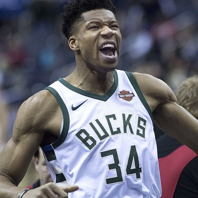 BM NBA TIME / Il recap della notte: canestro decisivo di Giannis per i Bucks, i Lakers rialzano la testa a Memphis – di Matteo Parma