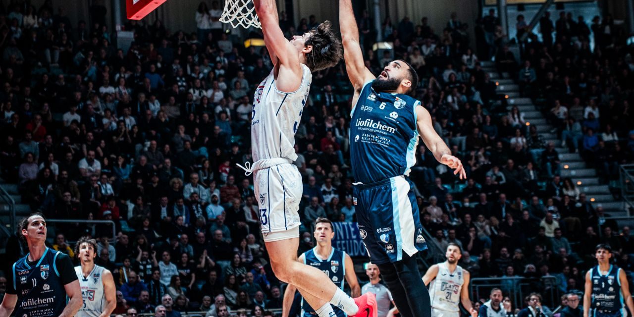 BM ON A2: La Fortitudo riparte dal PalaDozza, Roseto ko 89-85 – di Alessandro di Bari