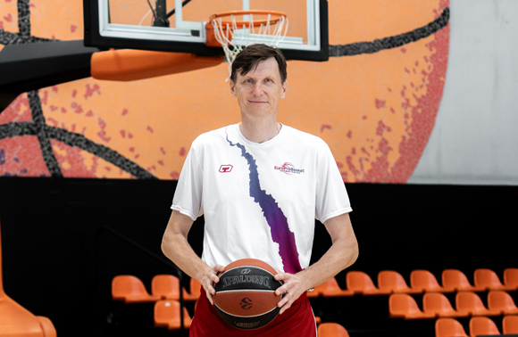 BM ANTEPRIMA A2/ GREGOR FUCKA: “LA CASA SI COSTRUISCE DALLA BASE, BISOGNA PRODURRE GIOVANI DAL VIVAIO. IL TALENTO C’E’, MA BISOGNA FARLI GIOCARE PER MIGLIORARE!” – DI ALESSIO APICELLA