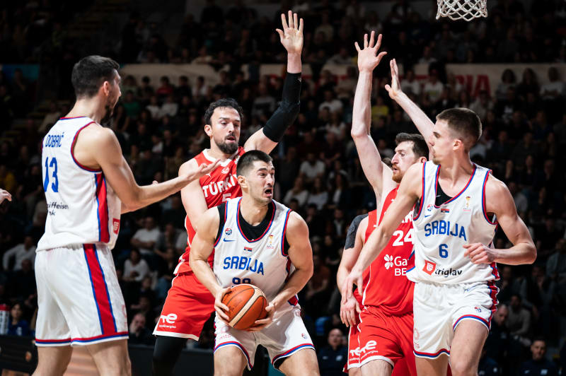 BM DA FIBA WORLD CUP / QUALIFICAZIONI, GRUPPO C: LA SERBIA CADE A BELGRADO E CEDE IL PRIMO POSTO DEL GIRONE C ALLA TURCHIA – DI MATTEO CAZZULANI