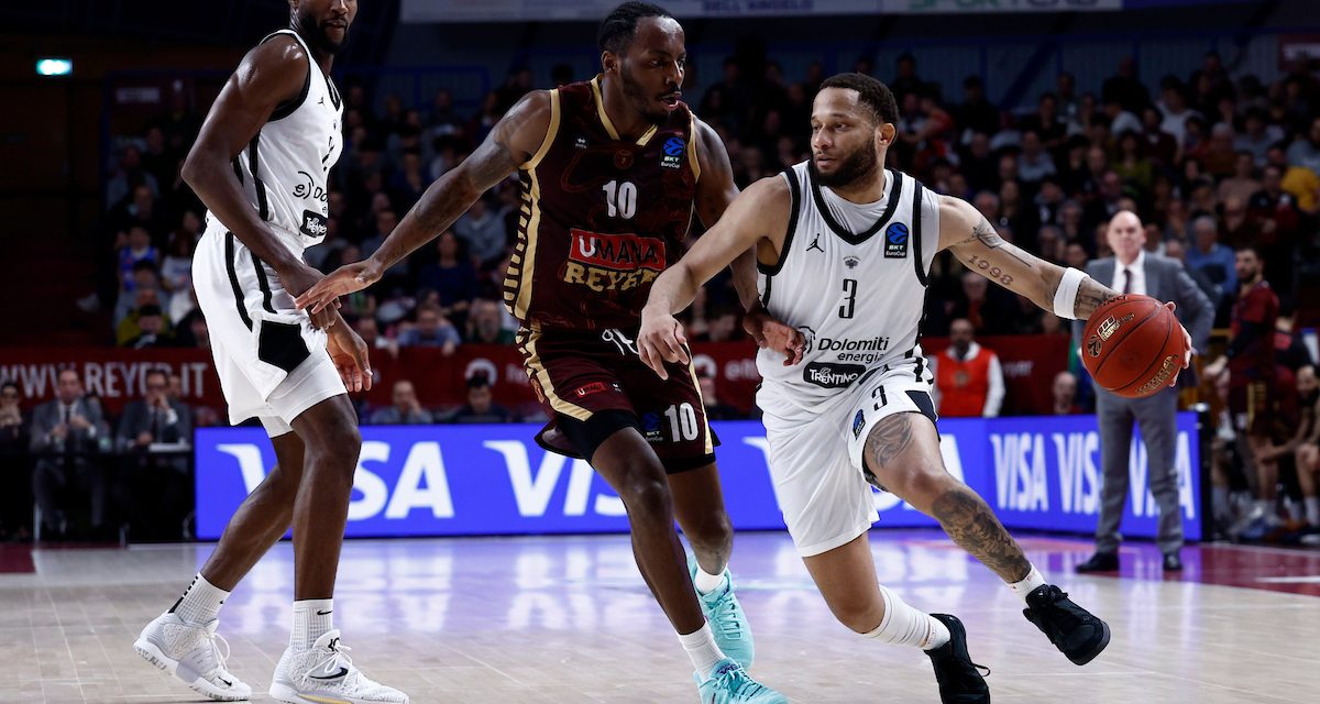 BM DA EUROCUP/ Si lotta fino all’ultimo al Taliercio e all’overtime passa l’Aquila Basket Trentino 90-94 sulla Reyer Venezia. Sono quarti di finale a Istanbul – di Ilaria Tubia