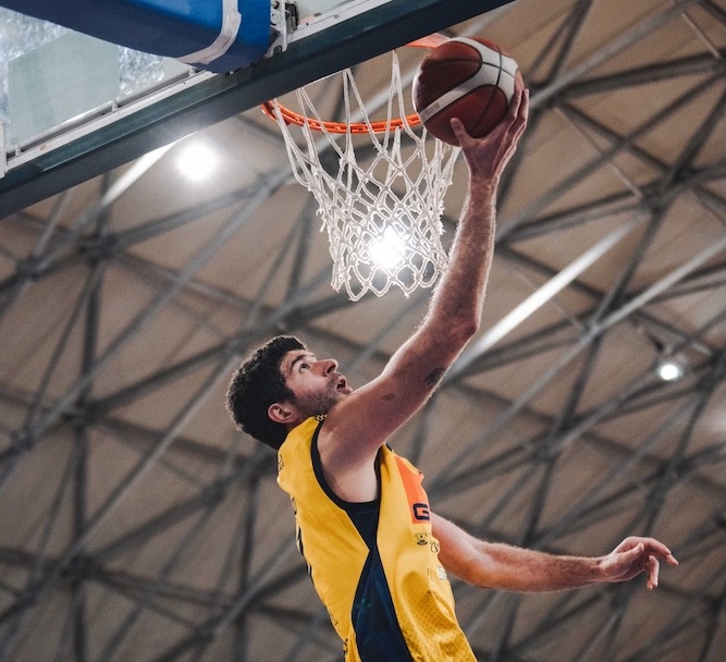 BM ON A2/ CIVIDALE LOTTA MA SI ARRENDE NEL FINALE, SCAFATI VINCE 90-80 E RESTA A -4 DA PESARO – DI ALESSIO APICELLA