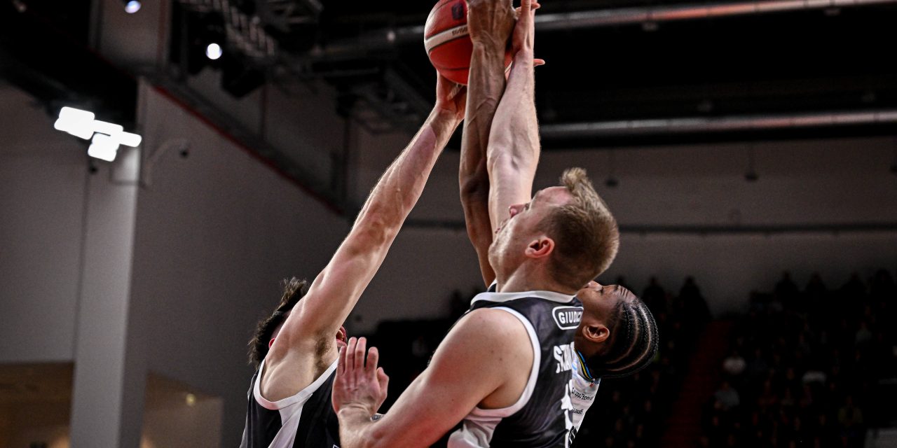 BM ON LBA/LA BERTRAM RUGGISCE IN ARENA: CREMONA BATTUTA 85-78.-DI VALENTINA FOGLIETTA
