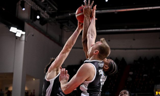 BM ON LBA/LA BERTRAM RUGGISCE IN ARENA: CREMONA BATTUTA 85-78.-DI VALENTINA FOGLIETTA