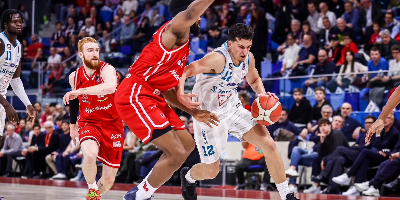 BM ON LBA/ L’EA7 Milano si porta a casa un derby apertissimo, Cantù esce a testa alta cedendo solo nel finale – Di Martino Cavigioli