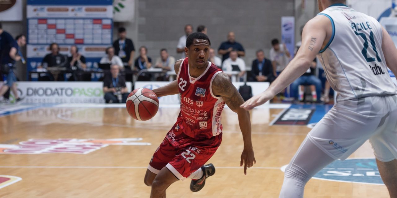 Pallacanestro Cantù, ecco il sostituto di Chiozza: arriva Gerald Robinson