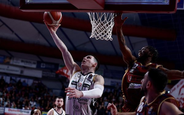 BM DA LBA/ Non c’è due senza tre per Cancellieri, Trento cancella di nuovo la Reyer in casa 87-106 – di Ilaria Tubia