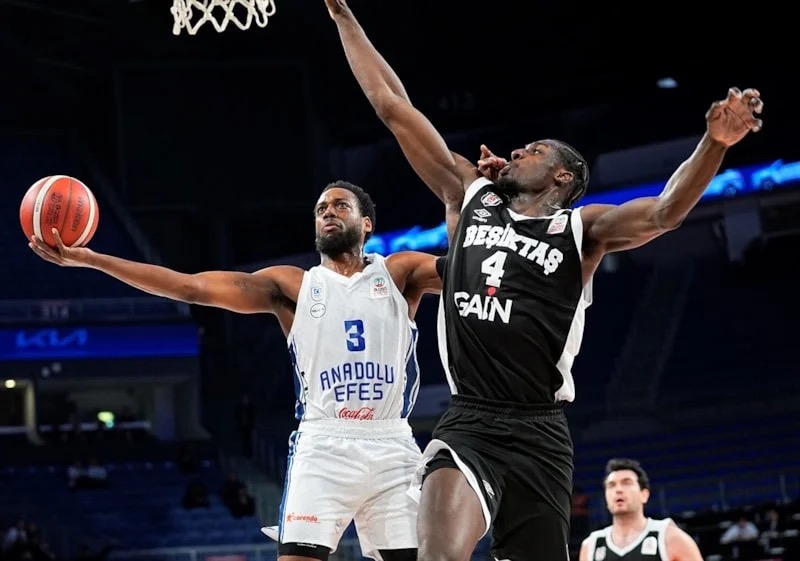BM SULLE STRADE D’EUROPA / TURCHIA: QUARTO SUCCESSO CONSECUTIVO DELL’EFES E FENERBAHCE SEMPRE IN TESTA ALLA CLASSIFICA – DI ALVISE BALDAN