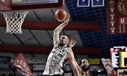 BM DA LBA/ LE PAGELLE: Con Jogela e il duo play Trento conquista ancora Venezia 87-106 – di Ilaria Tubia