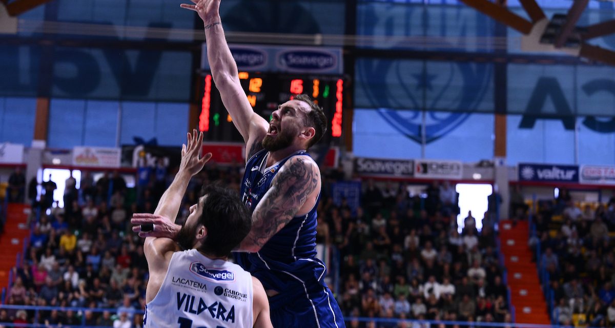 BM ON A2/ Colpaccio della Fortitudo a Brindisi, vittoria della Flats Service per 81 a 71 – di Alessandro di Bari