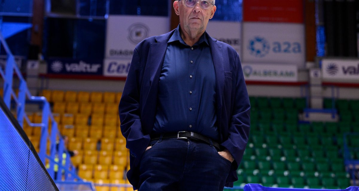 BM ANTEPRIMA A2/ COACH STEFANO PILLASTRINI: “LA VOLATA PER LA SERIE A È APERTISSIMA! PESARO HA FATTO UNA STAGIONE MIRACOLOSA, MA POTREBBE AVERE DIFFICOLTA’ AI PLAYOFF!” – DI ALESSIO APICELLA