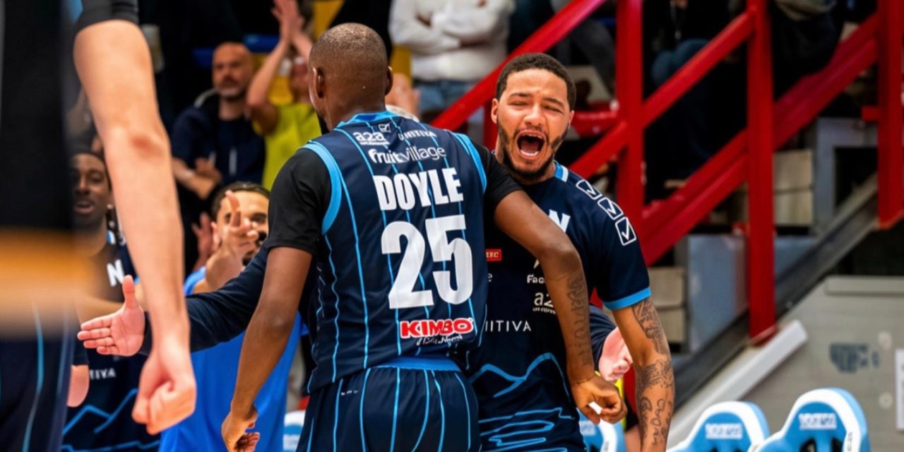 Napoli “Doyleminante”, Trento vede svanire il sogno playoff 84-74