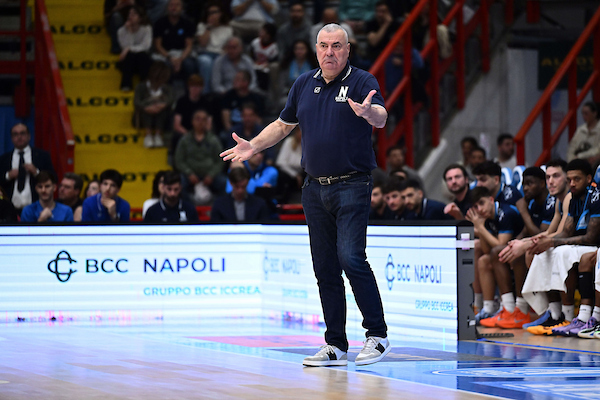 BM POST MATCH/ Napoli, Repesa: “Abbiamo vinto ma senza giocar bene”. Treviso, Nicola: “Non siamo stati pronti a gestire la fisicità e l’intensità di Napoli”