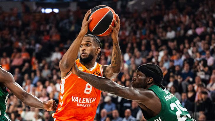 BM DA EUROLEAGUE/ Lite furibonda tra Ataman e Martinez, poi il Valencia gela il Panathinaikos ad Oaka: si andrà a gara4