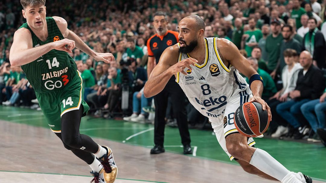 BM DA EUROLEAGUE/ l Fenerbahce vola alle Final Four: Zalgiris piegato dopo un overtime