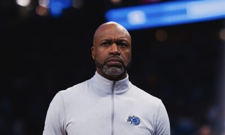 NBA, gli Orlando Magic esonerano coach Jamahl Mosley: decisiva la sconfitta al primo turno con i Pistons