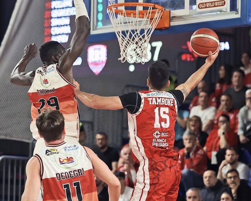 BM ON A2 / La preview di gara 5 tra Pesaro e Rimini: l’inerzia è tutta dalla parte della Vuelle, ma i romagnoli sono pronti a lottare – di Matteo Parma