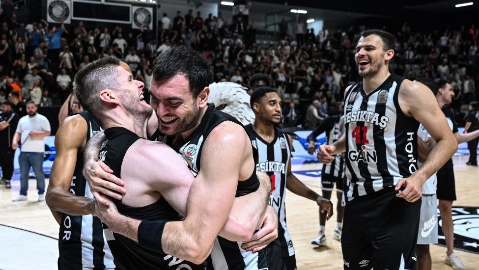 BM SULLE STRADE D’EUROPA / PLAYOFF TURCHIA: NON RIESCE L’IMPRESA AL GALATASARAY E DUE DERBY DI ISTANBUL IN SEMIFINALE  – DI ALVISE BALDAN