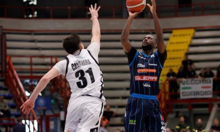 BM ON LBA/ Napoli conclude il campionato con il sorriso, Udine travolta (98-71)