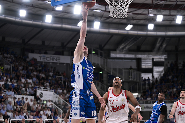 BM ON LBA/ Playoff, Quarti di Finale – Gara 5: Brescia domina e vola in semifinale, Trieste sconfitta (90-75) – di Valerio Laurenti