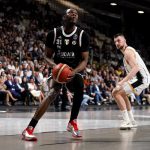 BM ON LBA/ LA VIRTUS VEDE IL FONDO E POI GIOCA UNA QUARTO PERIODO STELLARE, ORA È SEMIFINALE: TRENTO BATTUTA 106-95