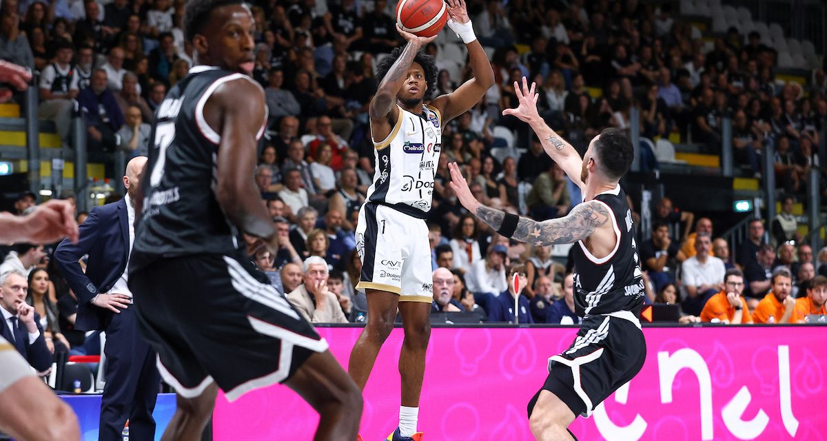 BM ON LBA / TRENTO FA L’IMPRESA E VINCE GARA 2, VIRTUS BATTUTA 84-87 IN VOLATA – di RICCARDO PIRRO’