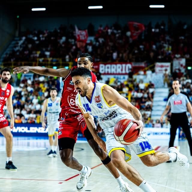 BM ON FINALE PLAYOFF A2 / Verona ruggisce e si porta in vantaggio: Rimini si arrende per 84-74 in gara 1 – di Matteo Parma