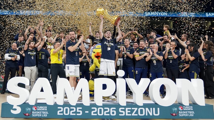 BM SULLE STRADE D’EUROPA / PLAYOFF TURCHIA: IL FENERBAHCE SI LAUREA CAMPIONE DI TURCHIA DOPO UN FINALE AL CARDIOPALMA; PRIMI COLPI DI MERCATO DEL GALATASARAY DI POZZECCO – DI ALVISE BALDAN