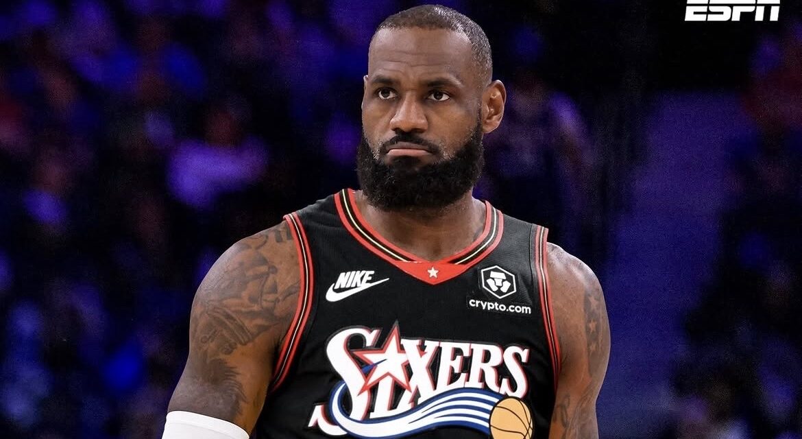 LeBron James ha deciso: la sua ultima squadra in carriera saranno i Philadelphia 76ers, il Re ha firmato un biennale a 8 milioni di dollari – di Matteo Parma