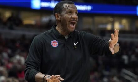 Basketball Roma SPQR, non sarà Dwayne Casey il nuovo head coach. L’allenatore ha scelto di restare in NBA