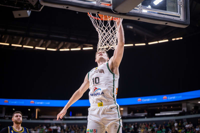 BM DA FIBA WC / QUALIFICAZIONI GRUPPO J: LA LITUANIA SCONFIGGE LA BOSNIA NEL DERBY TRA LE INSEGUITRICI DI ITALIA, SERBIA E TURCHIA – DI MATTEO CAZZULANI