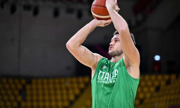 Danilo Gallinari su Kawhi Leonard: “Dovrebbe pagare tutti i 50 milioni. Ha cambiato la traiettoria della mia carriera”