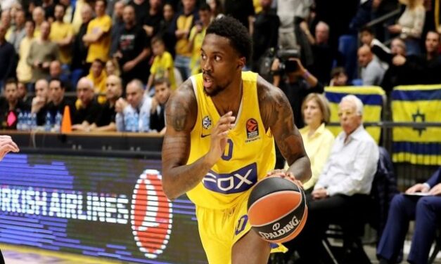Brindisi, firmato Kendrick Ray