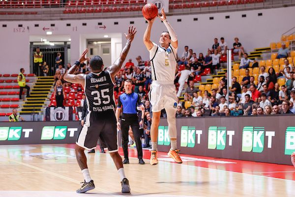 BM EUROCUP TIME/ Debutto da sogno per la Maxima Roma, demolito il Cluj al PalaTiziano (89-55) – di Valerio Laurenti