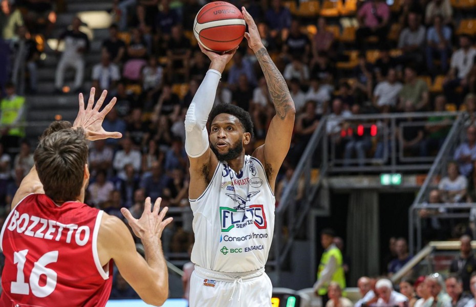 BM MERCATO / L’EX FORTITUDO BOLOGNA MARK OGDEN VICINO ALLO ZADAR – DI MATTEO CAZZULANI