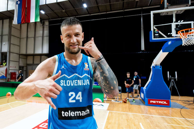BM MERCATO / ALEN OMIĆ, ENNESIMA VIRATA. IL CENTRO DELLA SLOVENIA VERSO I CAMPIONI DI SERBIA – DI MATTEO CAZZULANI