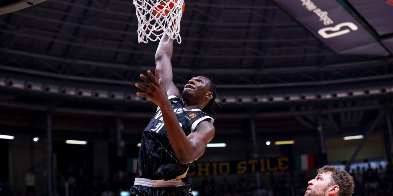 BM EUROLEAGUE TIME / LE PAGELLE: CARR E DIARRA CHIUDONO ENTRAMBI IN DOPPIA DOPPIA, BENE ANCHE ALSTON JR. PER L’OLYMPIACOS NON BASTANO LE PRESTAZIONI DI DORSEY, NDIAYE E VEZENKOV. MALE FOURNIER – DI EDOARDO TAMBA