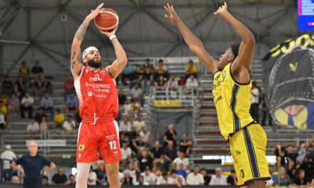 BM LBA TIME/ LE PAGELLE DI SCAFATI-VARESE: HALE TRASCINA VARESE ALLA PRIMA VITTORIA STAGIONALE, NEVELS NON BASTA A SCAFATI – DI ALESSIO APICELLA