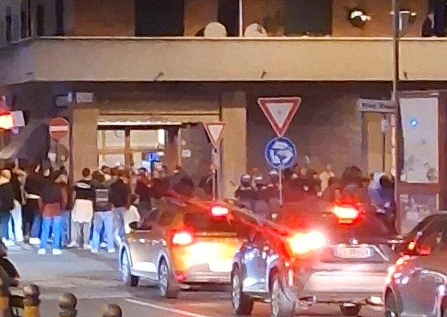 Fortitudo, scontri tra Fossa dei Leoni e Manigoldi dopo la gara con Montecatini